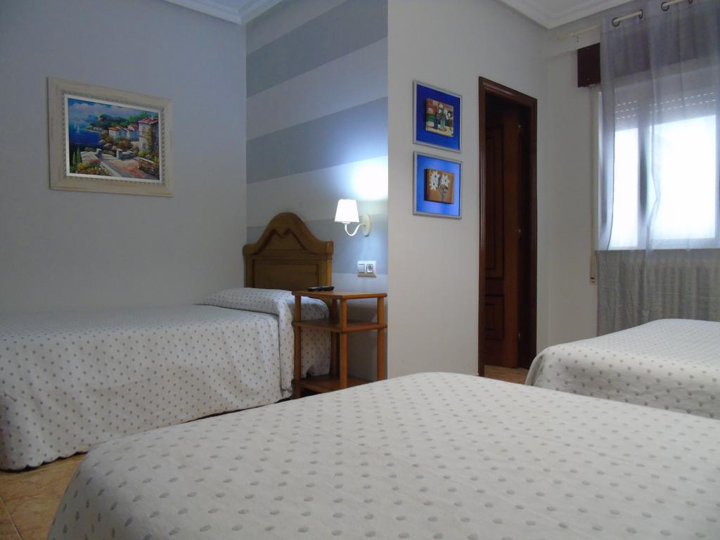 Hotel Bruselas A Guarda Rom bilde